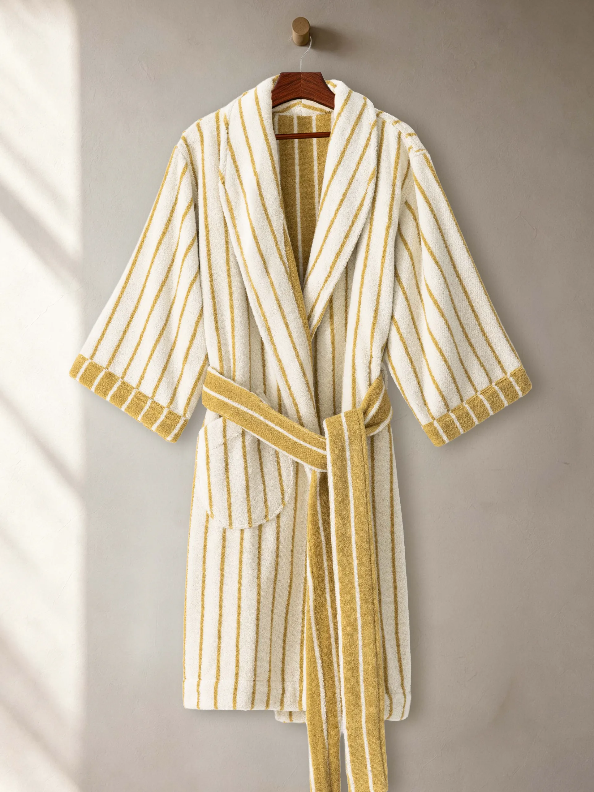 voova-cotton-towel-robe-shawl-collar-floral-Ivory